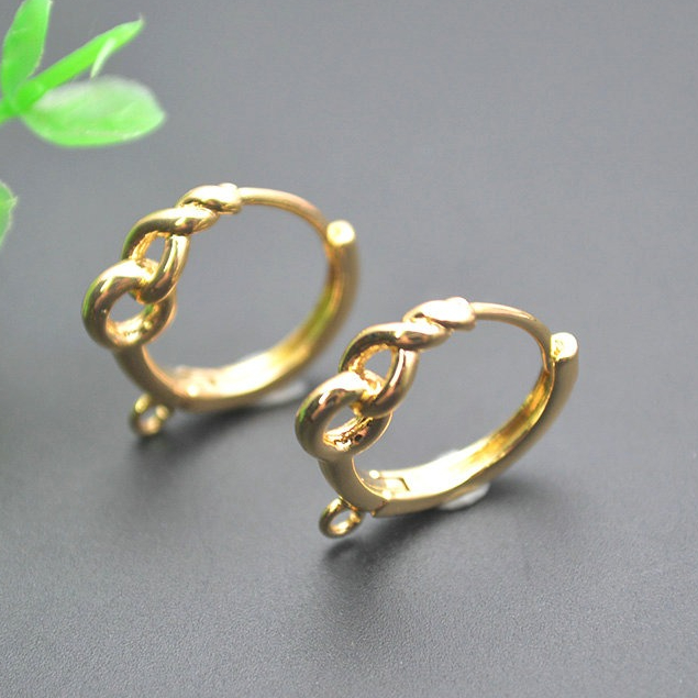 Hoop Earrings - 30 шт., витые круглые серьги-кольца из