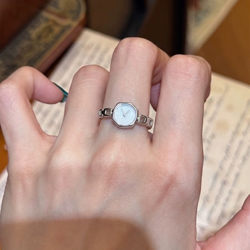 Уникальное кольцо в форме часо – обзор и цена Unique Jewelry Watches